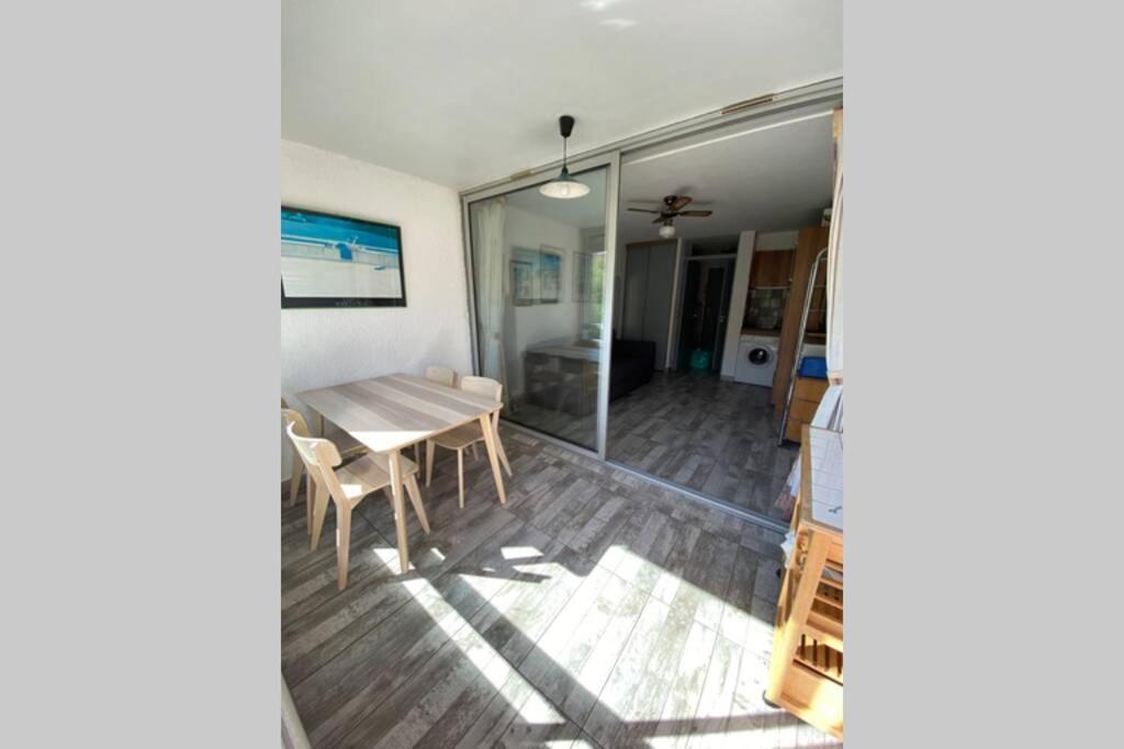 Spacieux Studio Sur Le Port De Hyères المظهر الخارجي الصورة